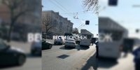 Двойное ДТП парализовало движение в центре Воронежа - ГТРК Воронеж