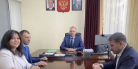 Нового министра лесного хозяйства Воронежской области Евгения Шаталова представили коллективу - РИА Воронеж
