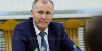 Градоначальник Брянска Макаров поздравил педагогов с Днём учителя - Газета Брянские новости