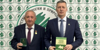 Пример преданности науке: Министр экологии вручил медаль им. А.И. Щеповских Равилю Садыкову - Министерство экологии