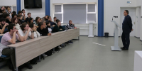Студентам рассказали об ответственности за незаконный оборот наркотиков - News-HM.Ru