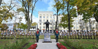 На площади Славы в Балашихе появился памятник погибшим воинам-краповикам - Вести Подмосковья