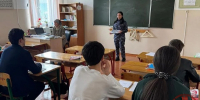Росгвардейцы Карачаево-Черкесии провели тематическую встречу с учащимися школы села Учкекен - Росгвардия