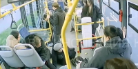 Казанцев просят опознать мужчину, из-за которого пострадали пассажиры автобуса - Комсомольская правда Казань