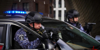 Столичные росгвардейцы задержали мужчину с мефедроном (видео) - Росгвардия