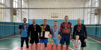 Судебные приставы Большеречья завоевали золото волейбольного турнира - УФССП России