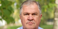 Мэр Сергей Петрин поздравил с днем рождения воронежского актера Сергея Карпова. - Город Воронеж