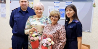 Сотрудники СУ СК России по Мурманской области в День учителя поздравили педагогов образовательных учреждений - Следственный комитет
