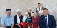 В Аксубаевском районе с юбилеем поздравили почетную жительницу - Единая Россия