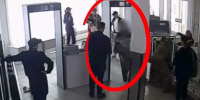 Свёрток с мефедроном выпал у девушки перед рамкой досмотра на воронежской вокзале - TV-Gubernia.Ru