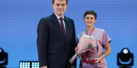 Директор назаровской школы №7 Оксана Слепцова удостоена звания «Заслуженный работник образования Красноярского края» - ИА Запад24