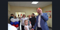 В школе №16 открыли стену памяти, посвященную Юрию Гагарину - Болотнинский район