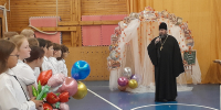 Священник принял участие в праздновании Дня учителя в Шапшинской школе - Ханты-Мансийская Митрополия