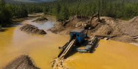 Вода в забайкальской реке стала непригодна для бытовых нужд. Жители подозревают, что во всем виноваты золотодобытчики.   - Час Пик