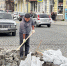 Администрация Владикавказа восстанавливает брусчатку в самом центре города вместо ресурсоснабжающей организации - Администрация г. Владикавказ