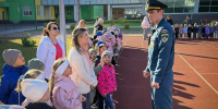 Отработка действий при пожаре: в образовательных учреждениях Среднего Урала проходят учебные эвакуации - ГУ МЧС Свердловской области