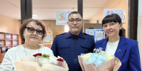 Офицеры следственного управления поздравили педагогов с Днём учителя - Следственный комитет