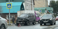 На перекрестке в Сызрани в серьезное ДТП попали грузовик и внедорожник - КТВ-ЛУЧ