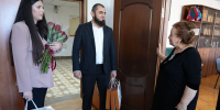 Представители «Единой России» поздравили педагогов Дагестана с Днём учителя - Единая Россия