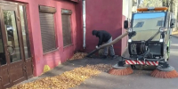 В Кирове с улично-дорожной сети убирают листву - ГТРК Вятка