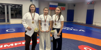 Воспитанницы спортивной школы г. Тетюши отличились на Всероссийских соревнованиях по вольной борьбе в Казани - Тетюшский район