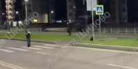 В Воронеже школьники превратили скоростную дорогу в скейт-парк - TV-Gubernia.Ru