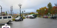 На улице Горького в Южно-Сахалинске столкнулись три автомобиля - ТИА Острова