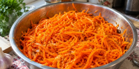 Морковь по-корейски любит не соус, не маринад, а этот способ: вкус яркий, а соломка сочная - Кубанские Новости