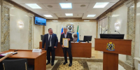 Губернатор Хабаровского края наградил Виктора Глебовича Крюкова за вклад в решение вопросов развития минерально-сырьевой базы Хабаровского края - Министерство природных ресурсов