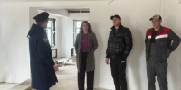В Карпогорах продолжается капитальный ремонт здания детской библиотеки - Единая Россия