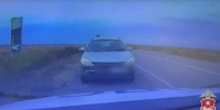 В Хакасии полицейским пришлось будить уснувшего в ворованной машине автоугонщика - Агентство Информационных Сообщений