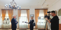 Телеканал «Экспресс» готовит специальный репортаж о выставке «Молодёжная» - Картинная галерея им. К.А. Савицкого