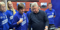Алексей Анохин посетил Центр подготовки волонтеров «Молодой Гвардии Единой России» - Единая Россия