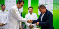 Награждение на  производстве - UstLabInfo.Ru