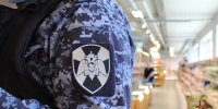 За серию краж алкоголя на сумму около 10 тысяч рублей экипажем Росгвардии задержан житель Новосибирска - Росгвардия