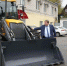 Болдакин вместе с механизаторами оценил два новых экскаватора в Ульяновске - Комсомольская правда