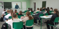 Инспектор ГИМС напомнил школьникам Верхнего Ландеха об осенней безопасности на воде - Ivanovocat.Ru