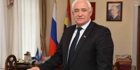 Евгений Маслов поздравил с днем рождения председателя Курской Облдумы - Городские Известия