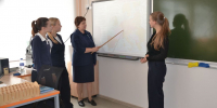 Щедро дарит знания и свет - Газета Уренские вести