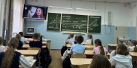 Неделя за неделей: Как «Разговоры о важном» в Великом Устюге учили школьников думать, чувствовать и мечтать - Межпоселенческая ЦБС