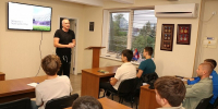 Из любителей в профессионалы! В Симферополе проходят бесплатные курсы «Школы молодого судьи». - Крымская правда