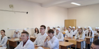 Этику и атрибуты врачебной профессии анализировали на кафедре биологии фото 1 - КГМУ