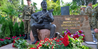 В Сочи на Аллее Героев открыли памятник Герою ДНР - Sochi.Com
