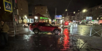 В Новосибирске Ford сбил 16-летнего подростка на пешеходном переходе - КП-Новосибирск