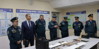 Сотрудникам МЧС России торжественно вручили новые служебные автомобили и награды - Нижегородская правда