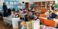 Библиобус ЛОДБ в Тосненском районе - Областная детская библиотека