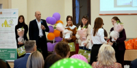 «Каждая беременная женщина – это ценный цветок»: во Владимире поздравили с праздником будущих мам - 6tv.Ru