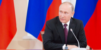 Картина, фотографии и мох: что кировские чиновники подарили бы Путину на день рождения - Newsler.Ru