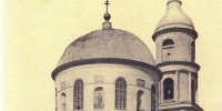 одно из ранних изображений собора, сделанное в 80-е годы XIX в. Здесь можно заметить новшество того времени – столб с керосиновым фонарем. - Калужский перекрёсток