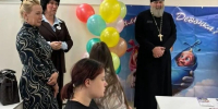 Благочинный Дальнегорского округа посетил местный роддом - Арсеньевская епархия